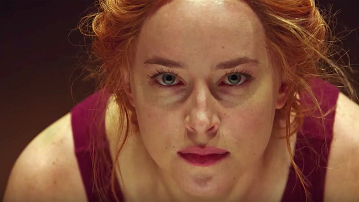 Αδιανόητος τρόμος στο trailer του remake του Suspiria