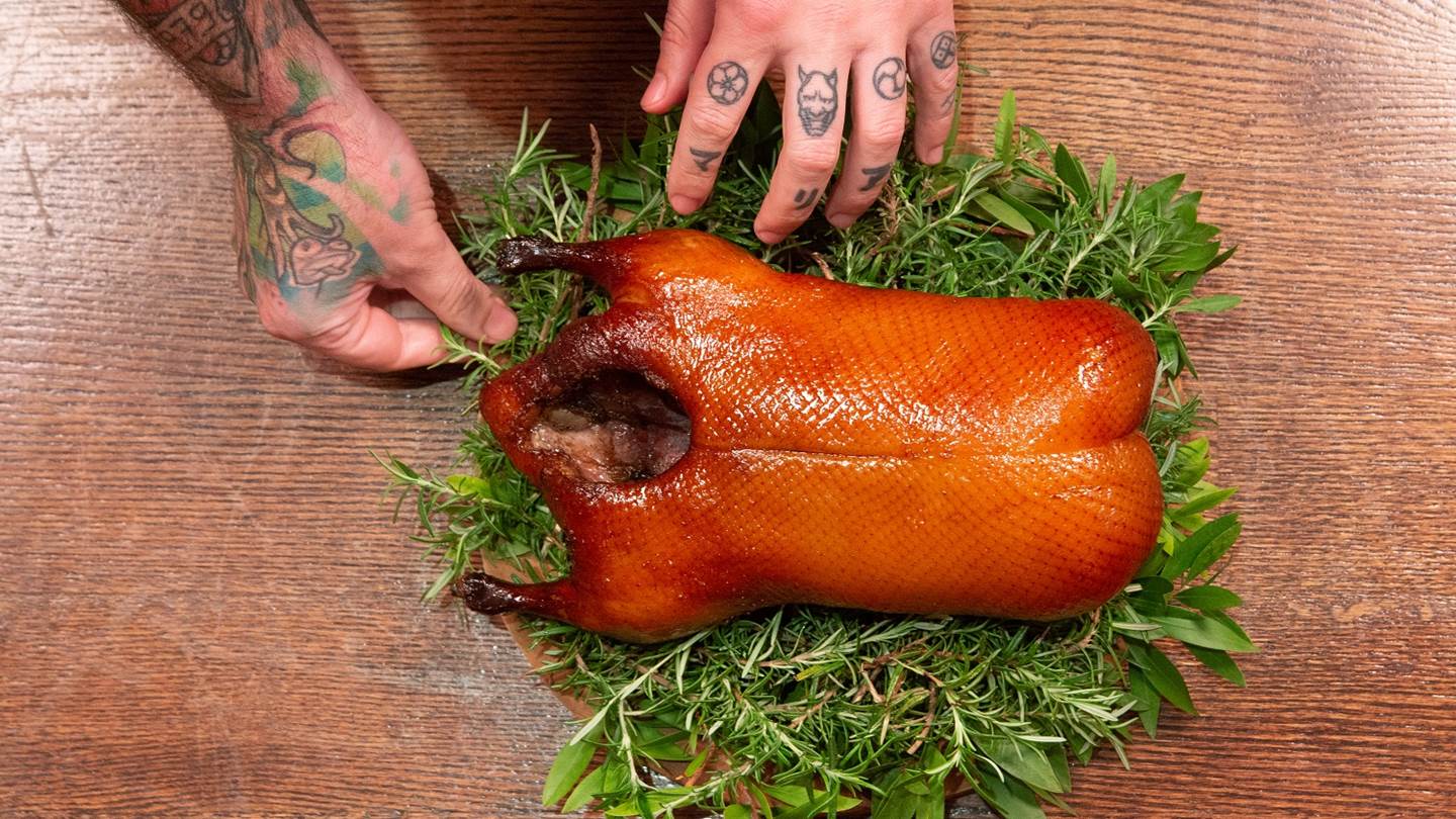 Η κουζίνα ενός πραγματικού καλλιτέχνη κάνει συναρπαστικό τον χειμώνα στο Fuga