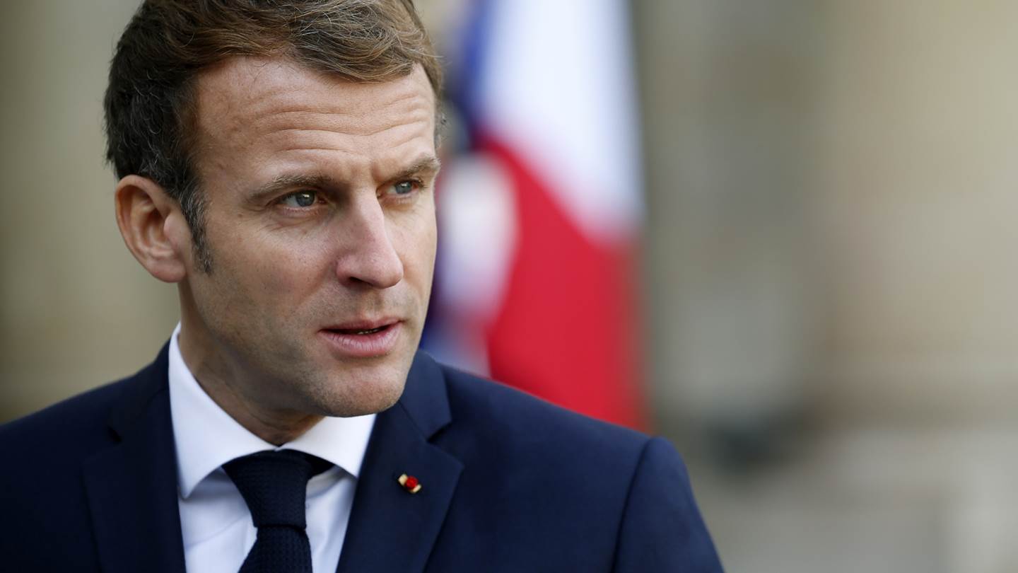 Η πιο σημαντική μάχη του Emmanuel Macron