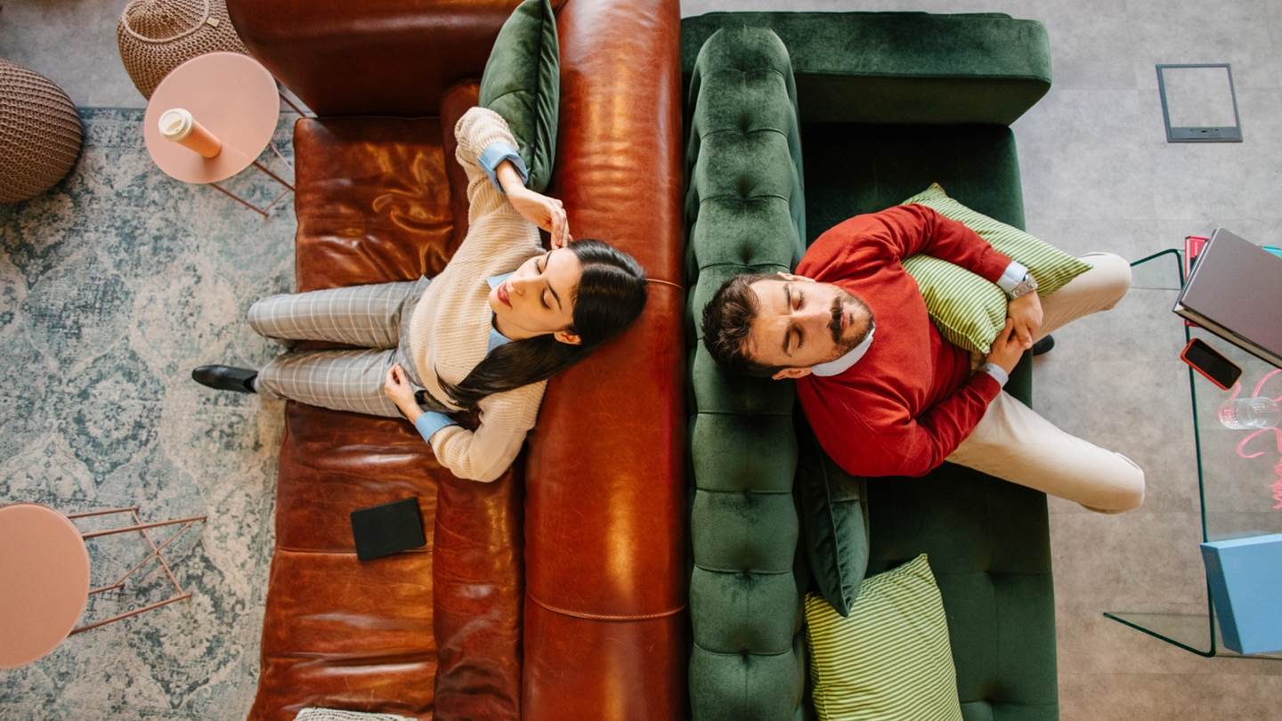 Τι είναι τα ζευγάρια DADT και γιατί εμφανίζονται όλο και περισσότερο