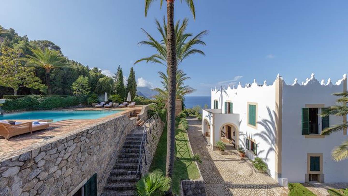 Η εντυπωσιακή βίλα του Michael Douglas στη Μαγιόρκα