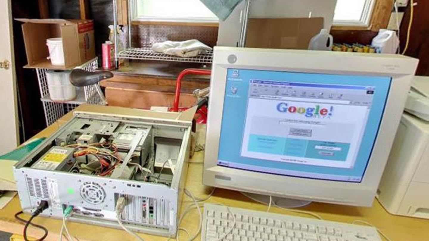 Για τα 20α της γενέθλια, η Google προσφέρει tour στο γκαράζ που ξεκίνησαν όλα