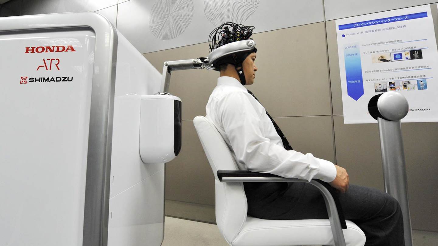 Ο Elon Musk θέλει να μας μετατρέψει σε ρομπότ