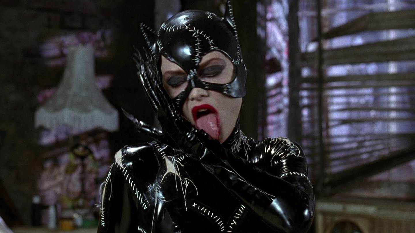 Catwoman, ετών 80