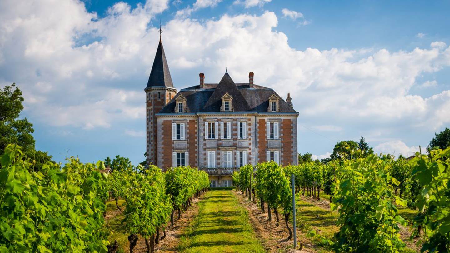 Ένα ταξίδι στους αμπελώνες του Μπορντό είναι το τέλειο φθινοπωρινό δώρο στον εαυτό σου