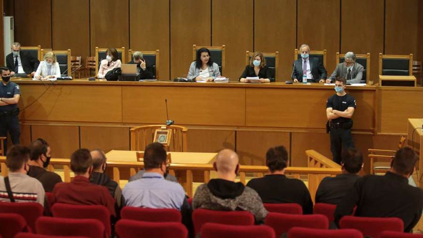 Τα εξωφρενικά αιτήματα των καταδικασθέντων Χρυσαυγιτών για τις αναστολές των ποινών