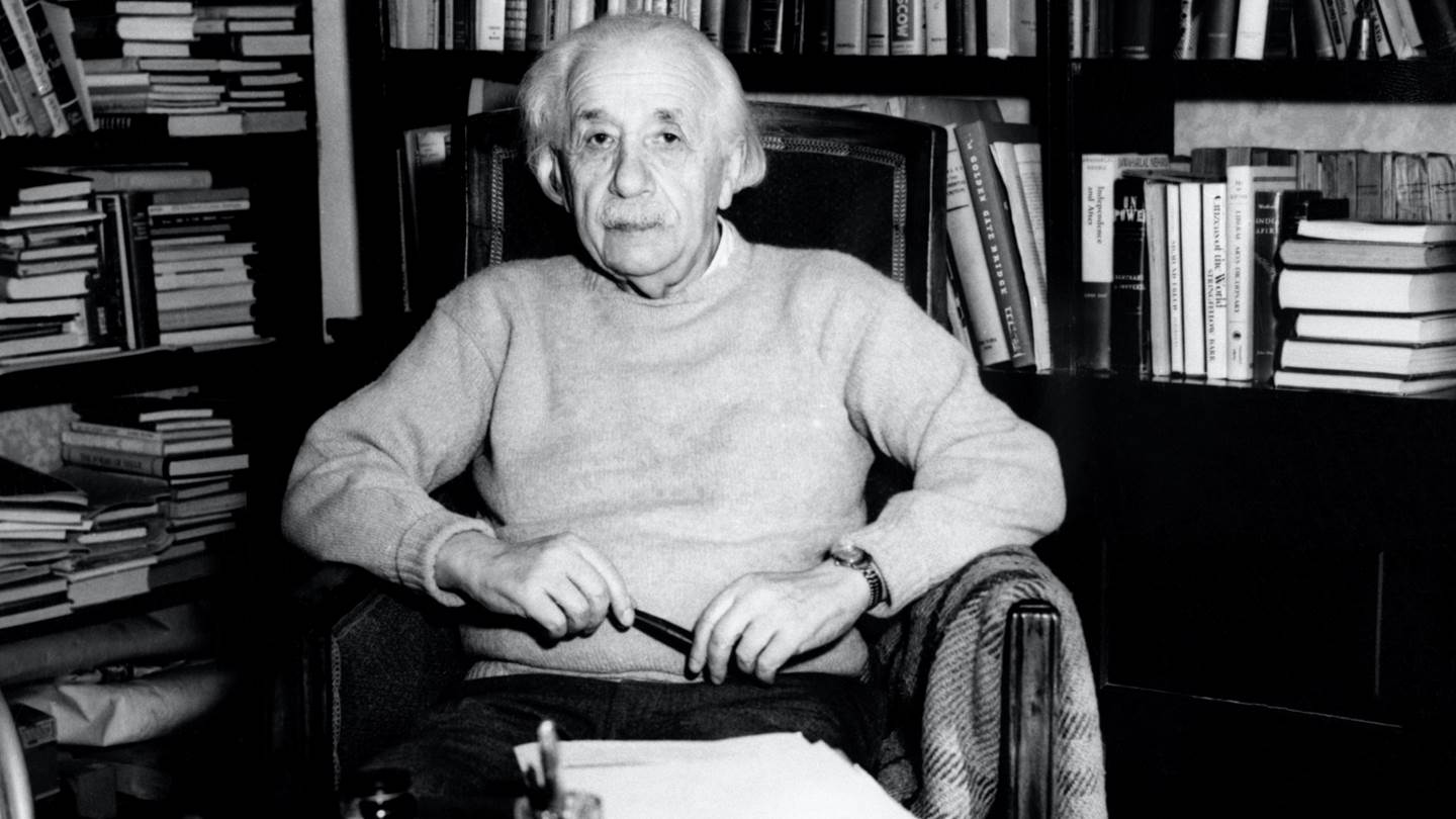 Η απλή και λιτή φόρμουλα της ευτυχίας, σύμφωνα με τον Albert Einstein