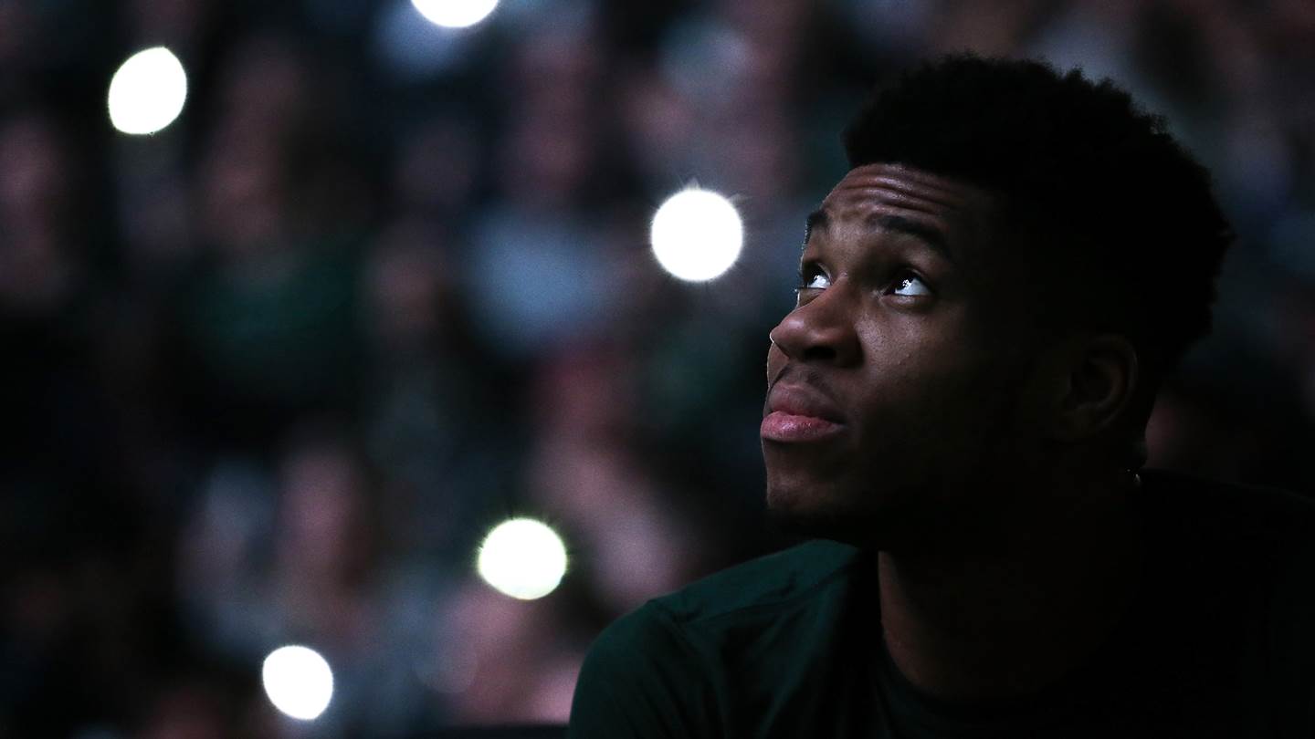 H ζωή του Γιάννη Αντετοκούνμπο γίνεται ταινία από την Disney