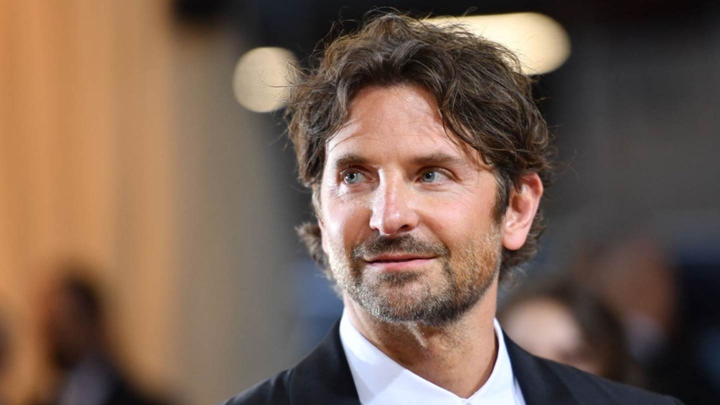 1200 ευρώ και κάτι για τα Air Jordans του Bradley Cooper