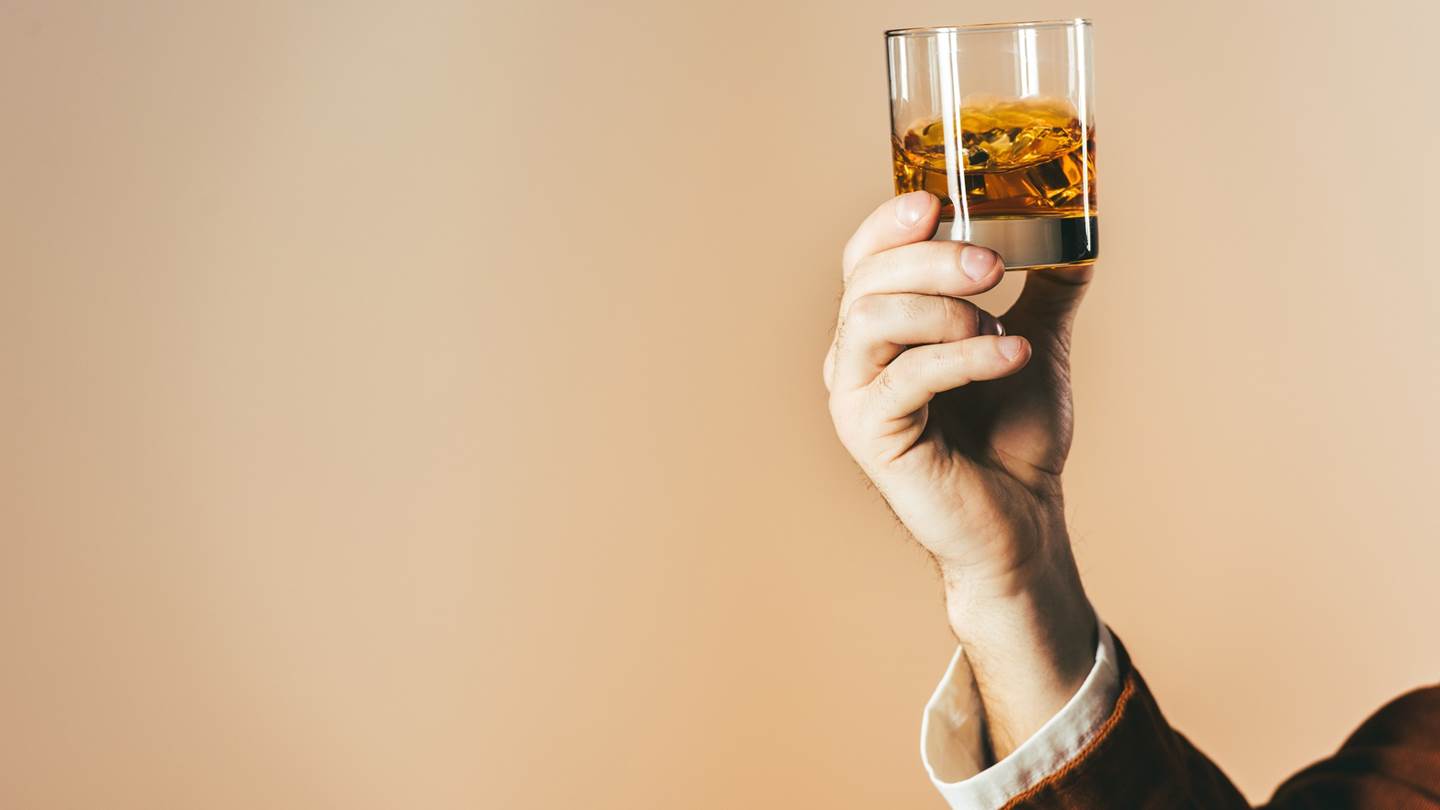 6 ξεχωριστά ουίσκι για το χριστουγεννιάτικο μπαρ του σπιτιού σου