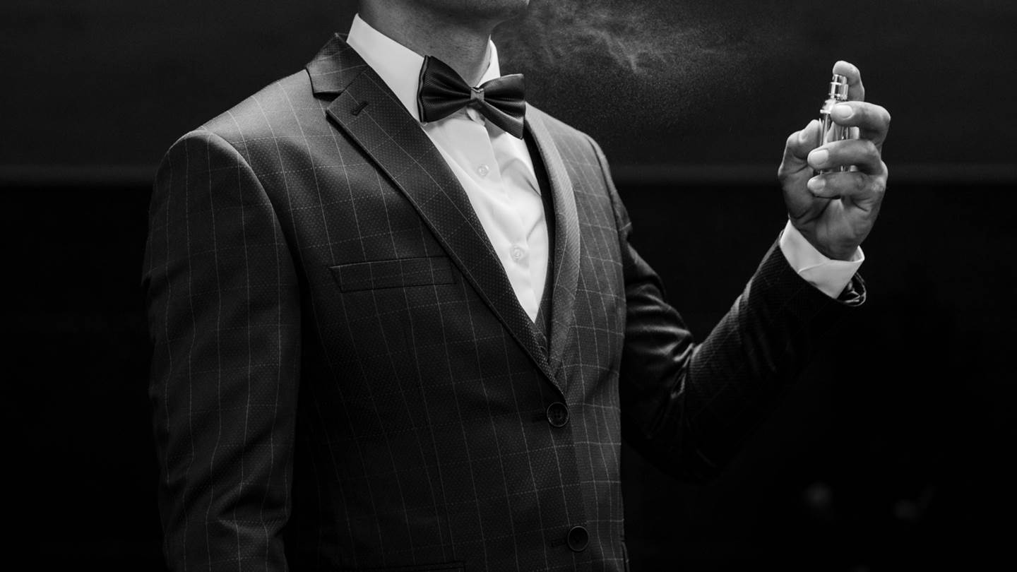 3 αρώματα που θα σε κάνουν ακαταμάχητο