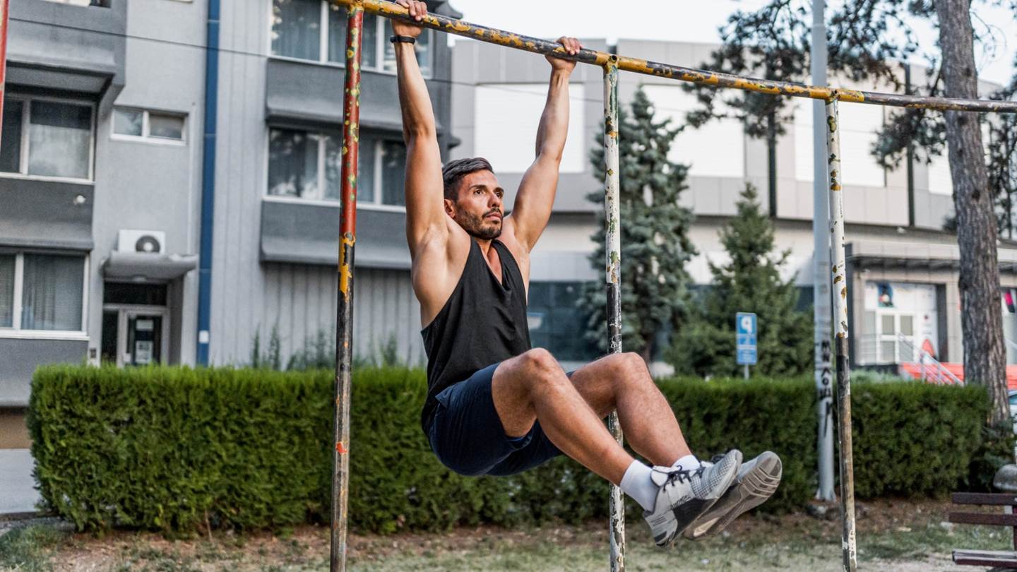 Γιατί η δύναμη στους πήχεις σου είναι μυστικό μακροζωΐας