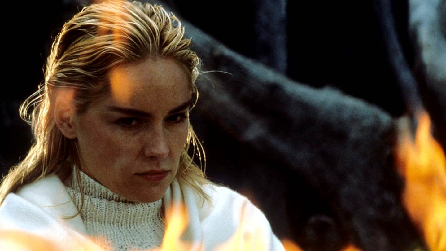 Η Sharon Stone ξέρει πώς ήταν να είσαι διάσημος στα '90s