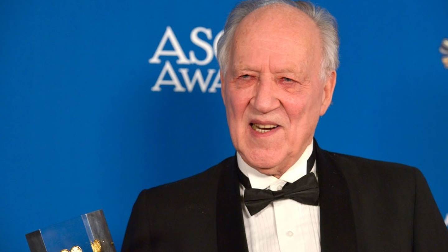 Ο Werner Herzog αφηγείται ποίηση γραμμένη από AI