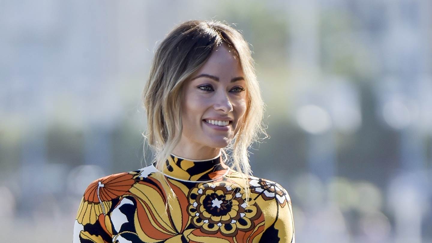 Η Olivia Wilde κάτι έχει να πει για το αμφιλεγόμενο βίντεο με τον Harry Styles και τον Chris Pine