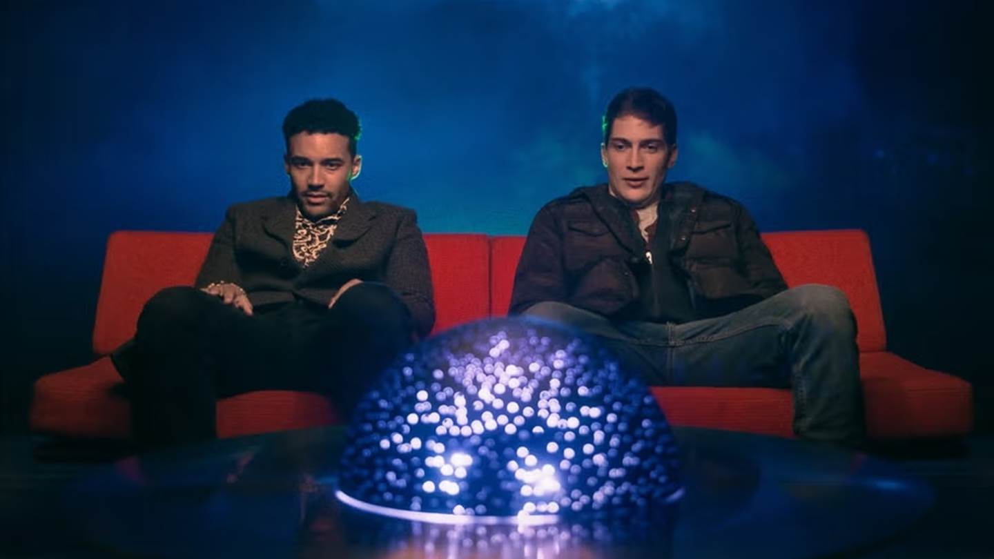 Με το νέο θρίλερ It's What's Inside στο Netflix θα κάψεις εγκεφαλικά κύτταρα