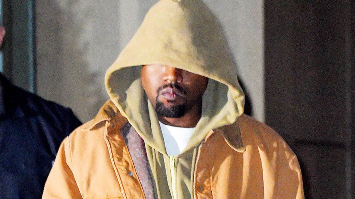 Ο Kanye West έσπασε την καραντίνα και αποκάλυψε τα νέα Yeezy sneakers