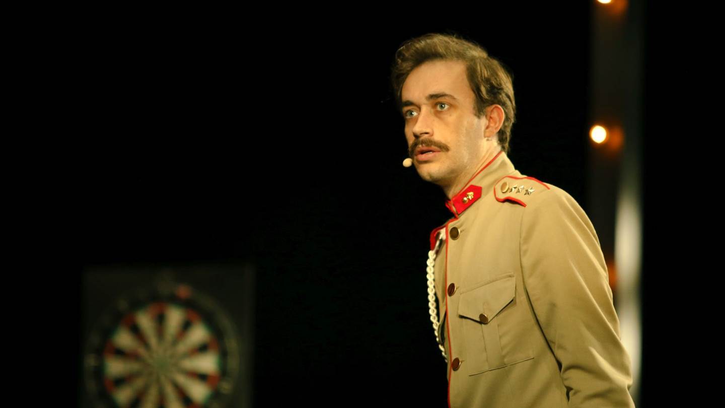 Ο Άρης Μπαλής βαλτώνει συχνά αλλά τουλάχιστον ζει στο εδώ και τώρα