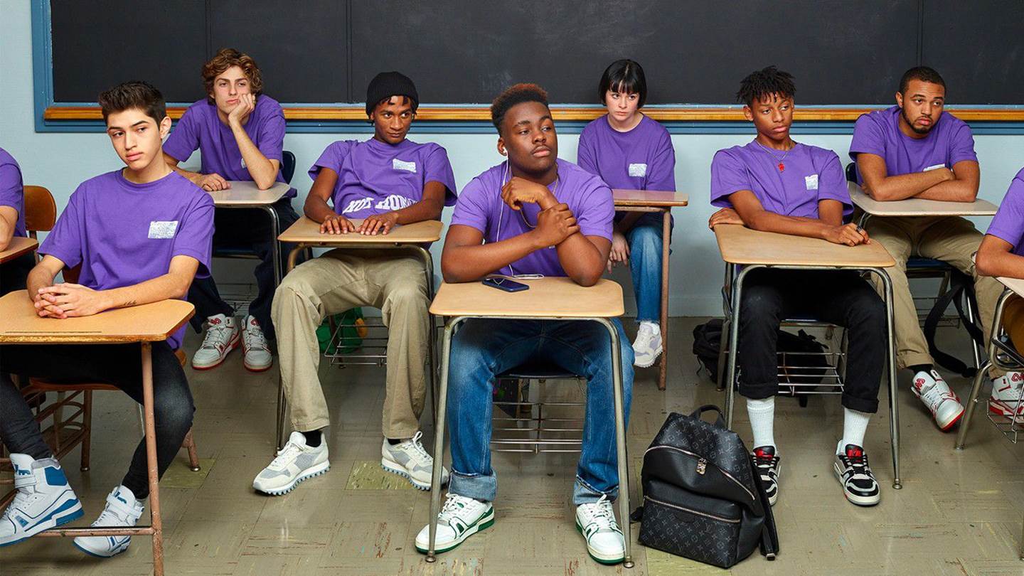 Ο Virgil Abloh βάζει τον Louis Vuitton στα θρανία