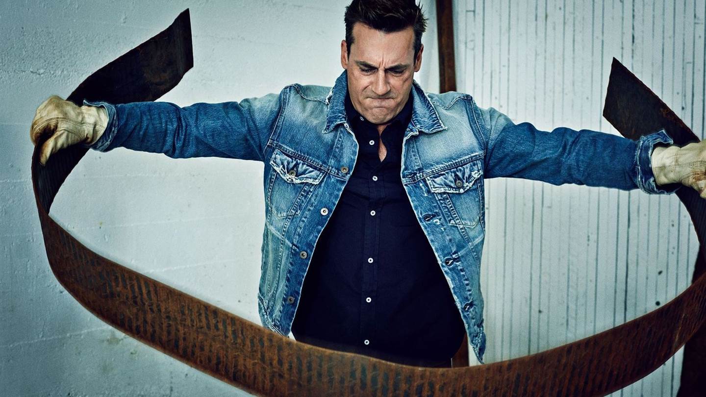 Ο Jon Hamm έτοιμος να σπάσει τα δεσμά του Don Draper