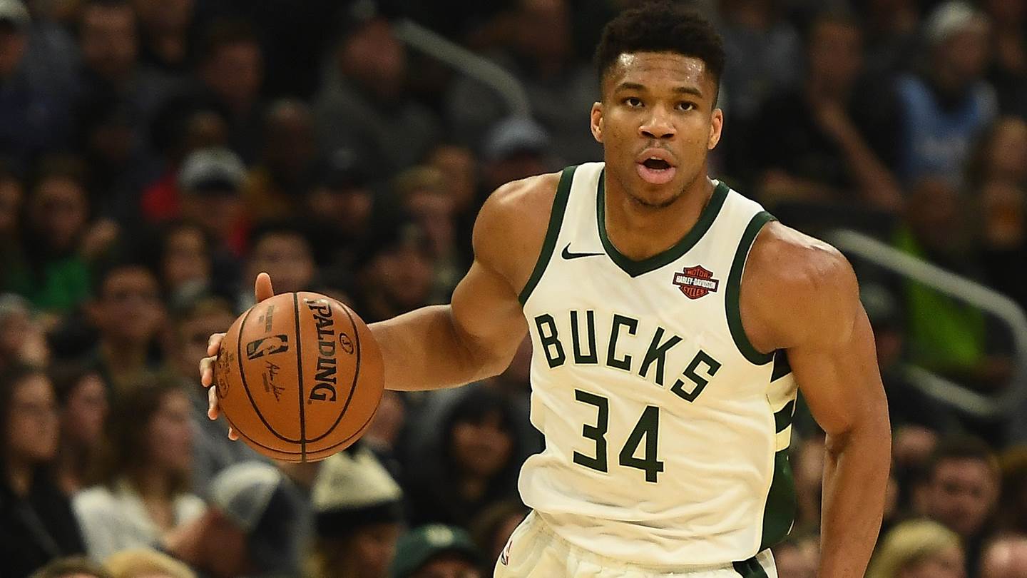 Η απάντηση του Γιάννη Αντετοκούνμπο στους ρατσιστές