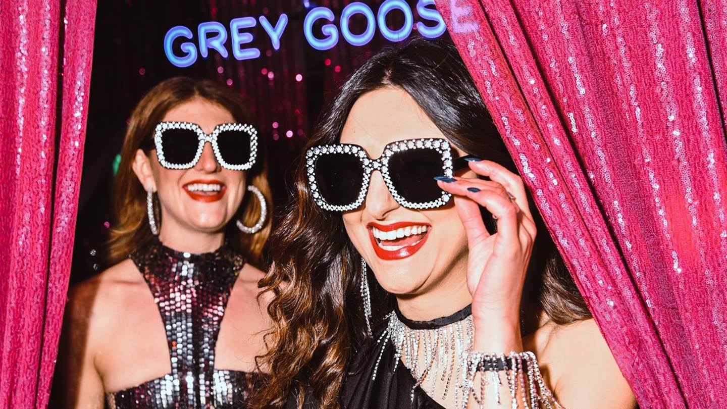 DISCO NOIR: Hλεκτρισμένες βραδιές στη ντίσκο Cinderella με την Grey Goose Premium Vodka