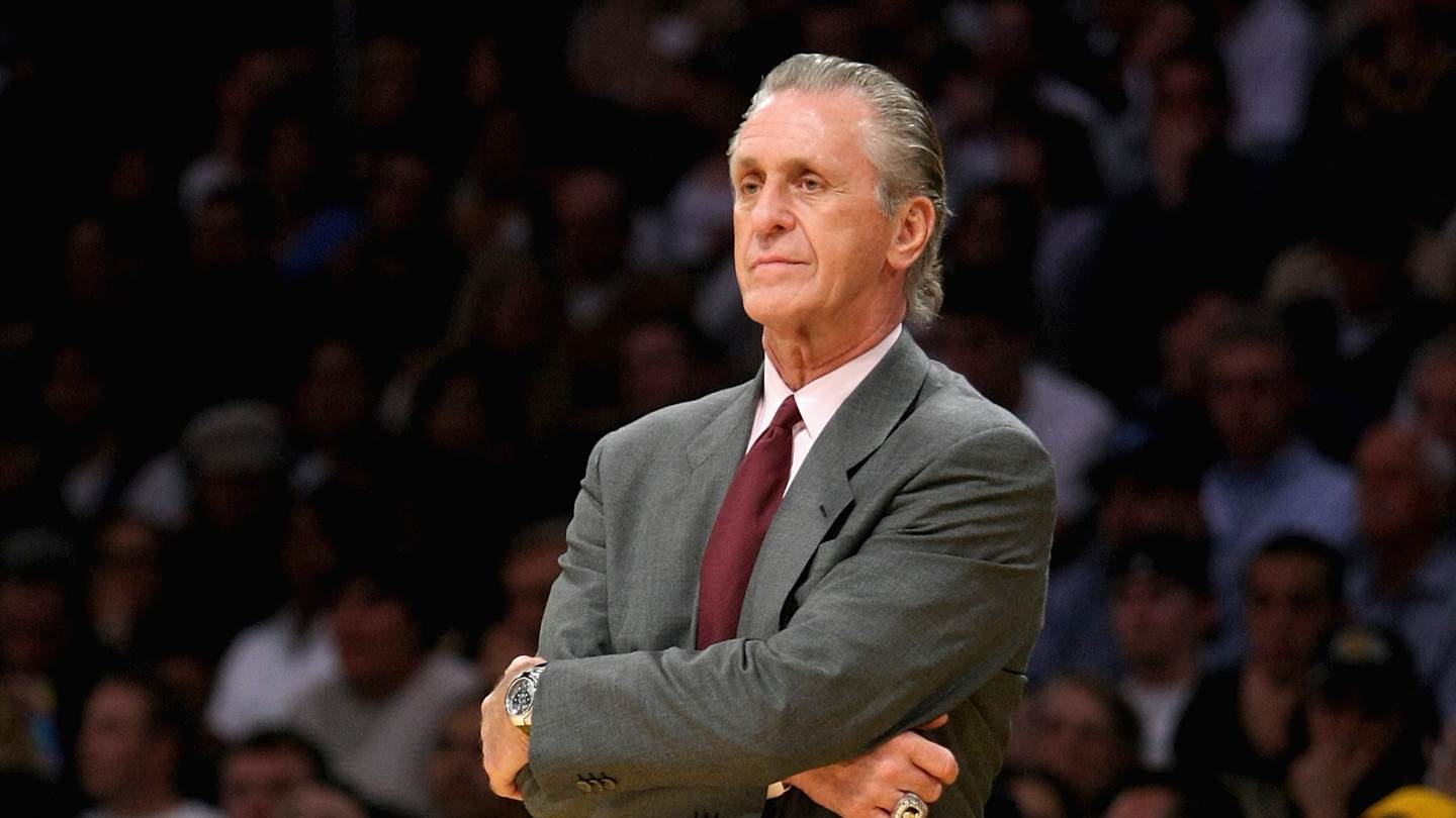 Όλοι βγάζουν το καπέλο στον Pat Riley