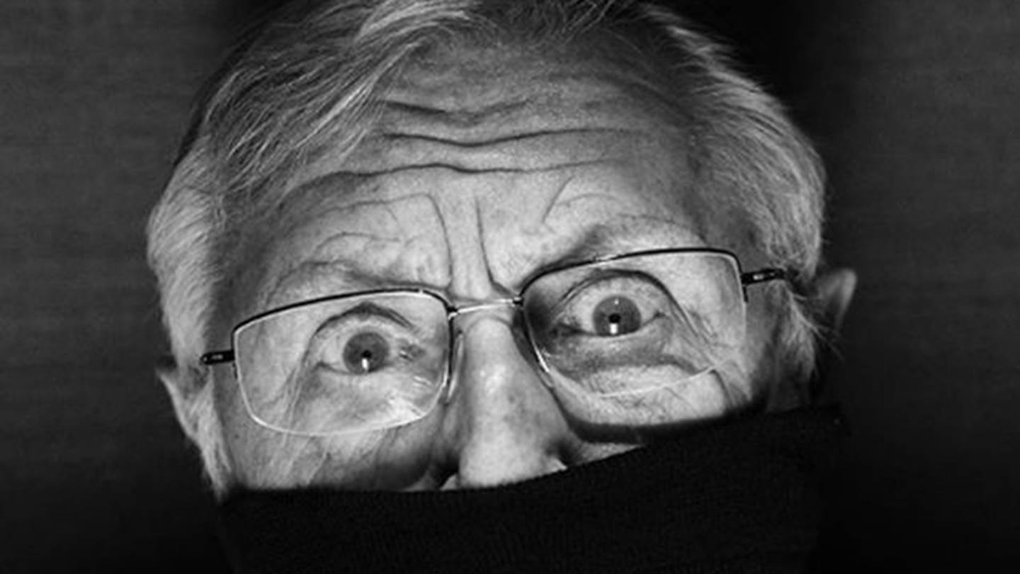 Ο άνθρωπος που έβλεπε τα τρένα να περνούν δεν μένει πια εδώ