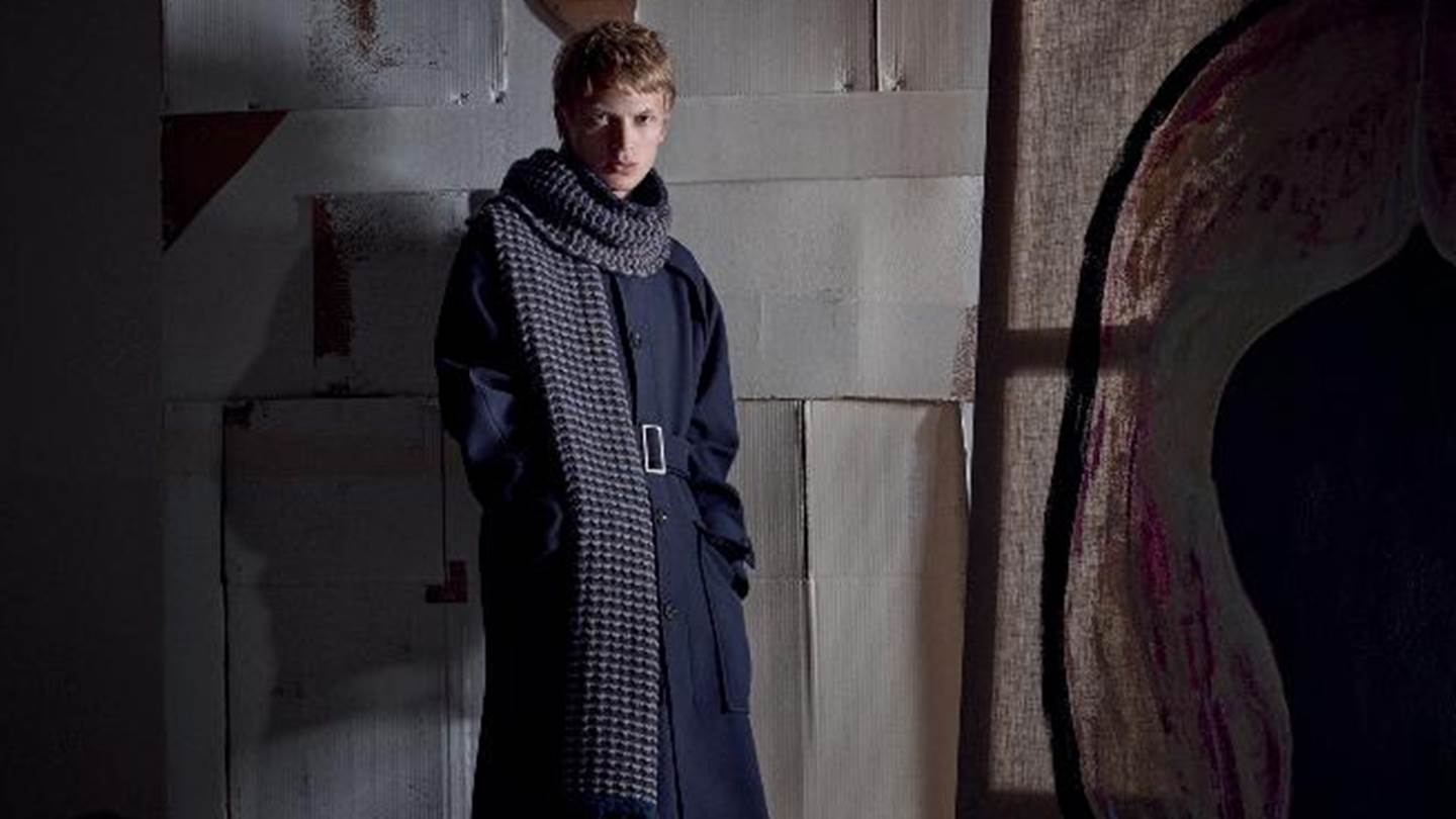 Το new take της ZARA στο κλασικό αντρικό ντύσιμο