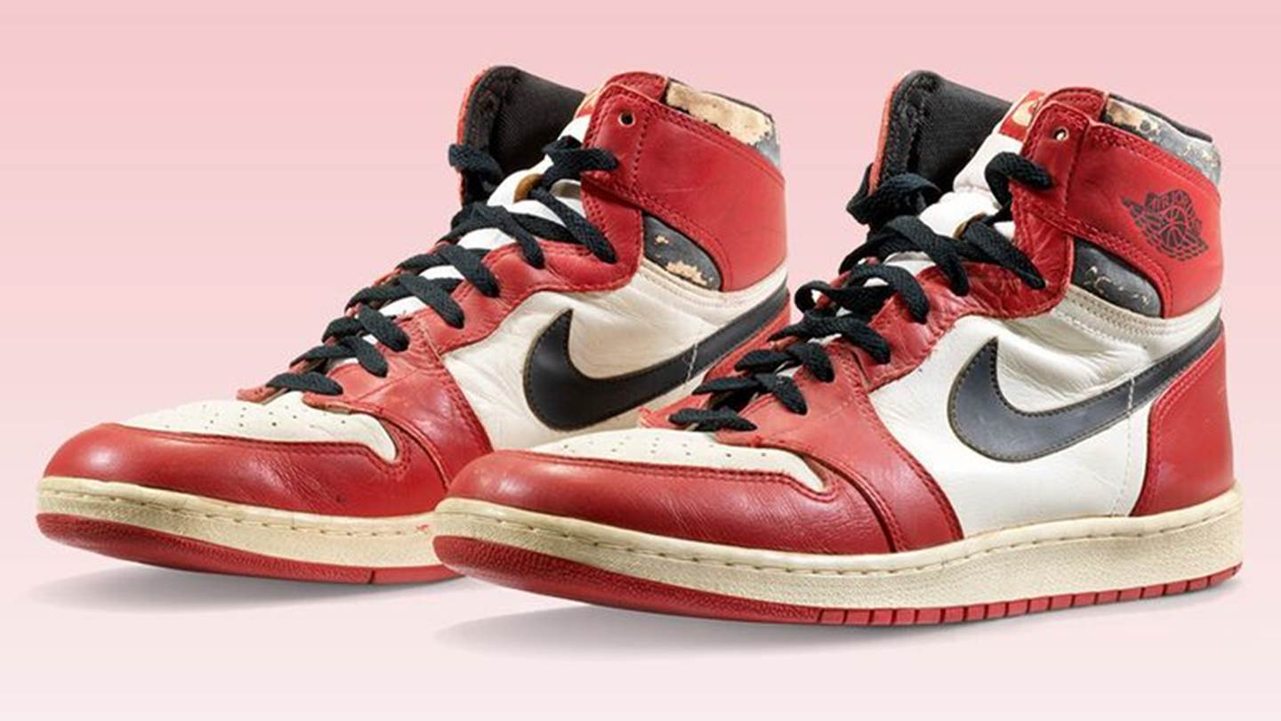 Στο σφυρί 11 sneakers του Michael Jordan