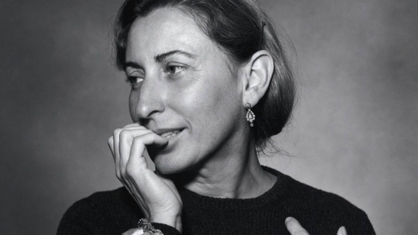 Miuccia Prada: Η γυναίκα που άλλαξε την αντρική μόδα