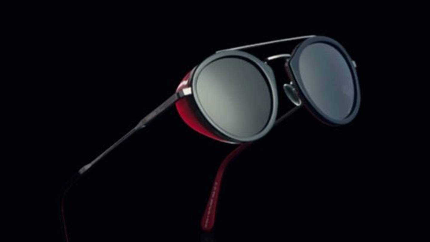 Η Omega λανσάρει γυαλιά ηλίου