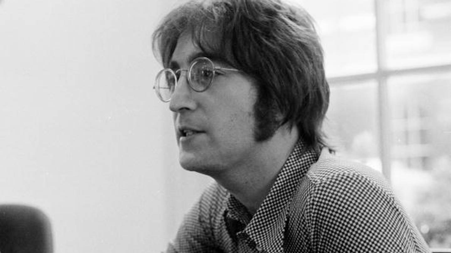 Η άγνωστη και άβολη συνάντηση του Mick Jagger με τον John Lennon