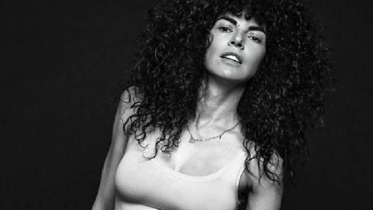 Αξύριστες, με ραγάδες και ατέλειες: 10 αληθινές γυναίκες celebrities