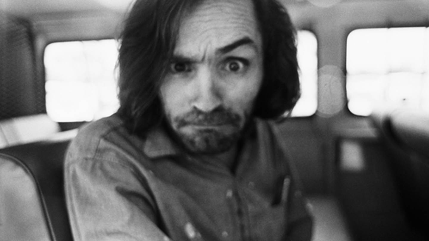 Πώς οι δολοφονίες των Mansons 'τρέφουν' την ποπ κουλτούρα εδώ και 50 χρόνια