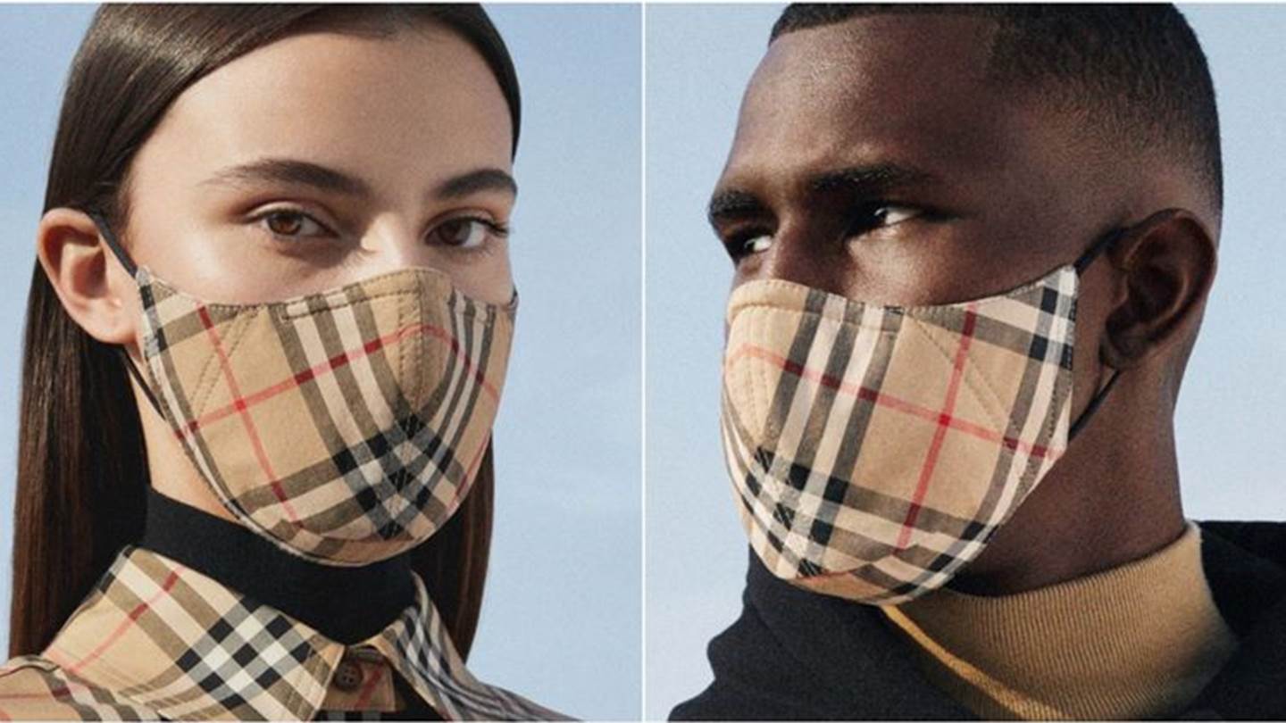 H Burberry λανσάρει μάσκες προστασίας ενάντια στον κορονοϊό