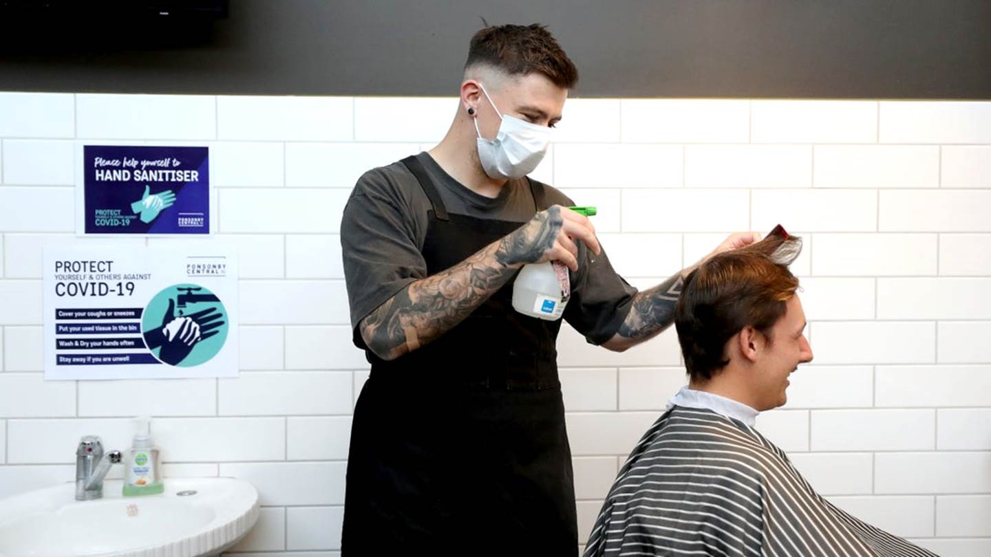 Όχι στο άνοιγμα της αγοράς λένε οι λοιμωξιολόγοι