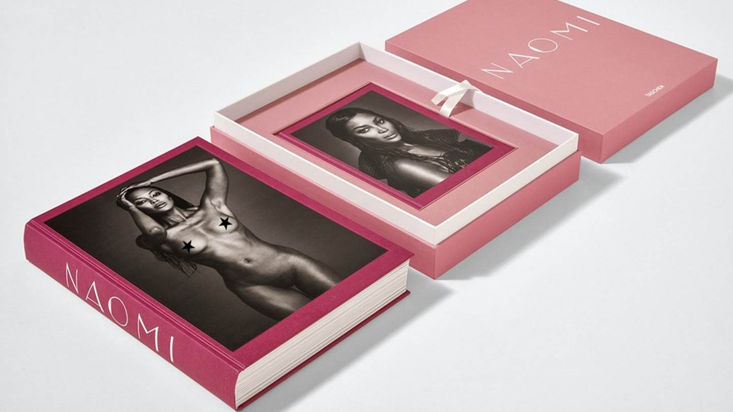 Naomi: Ένα πολυτελές λεύκωμα για τη Μαύρη Γαζέλα της μόδας