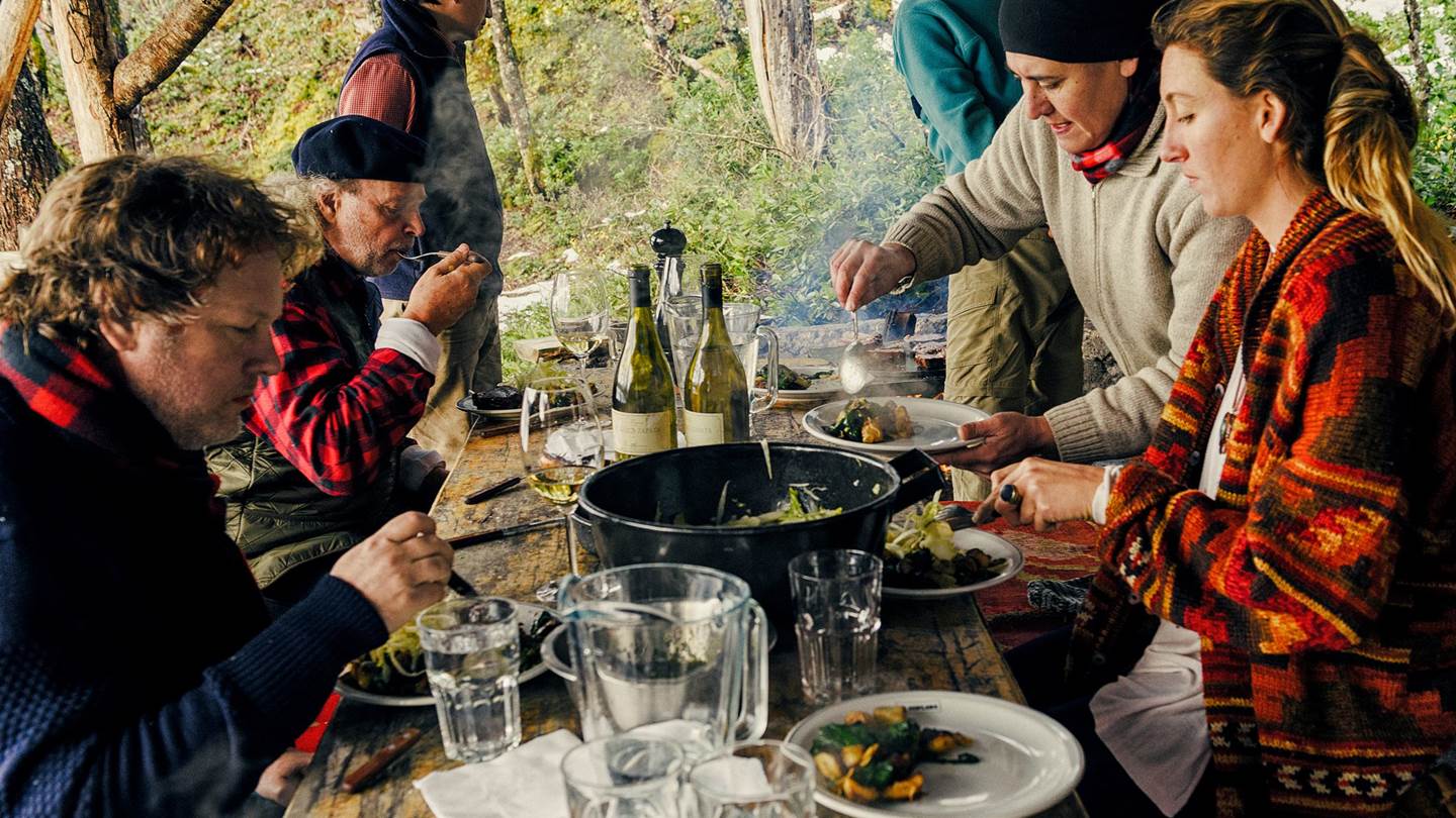 Βγαίνοντας μέσα, μπαίνοντας έξω