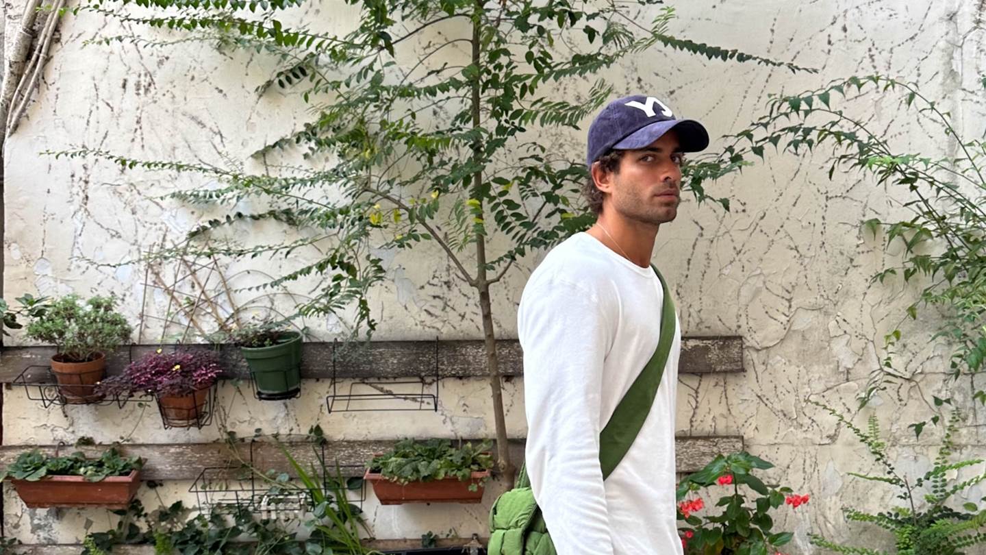 Στη ντουλάπα του Andrew Georgiades