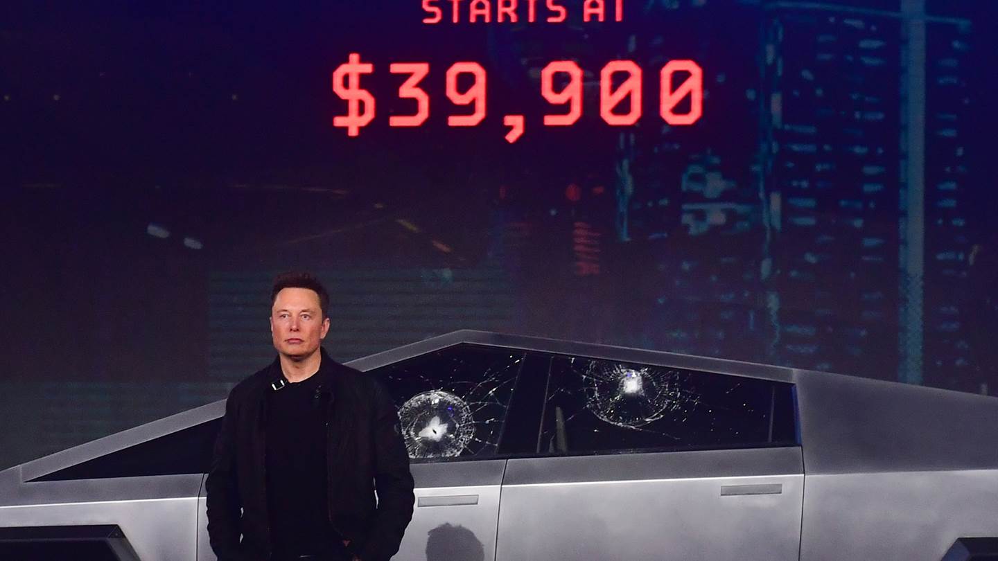 Ο Elon Musk εξωθεί τους εργαζόμενους της Tesla στο συνδικαλισμό