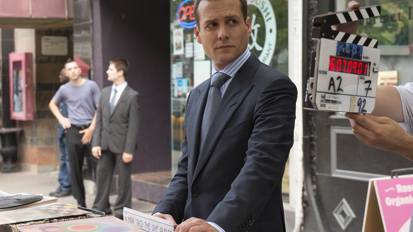 Οι επικές ατάκες του Harvey Specter του Suits που έμειναν στην ιστορία