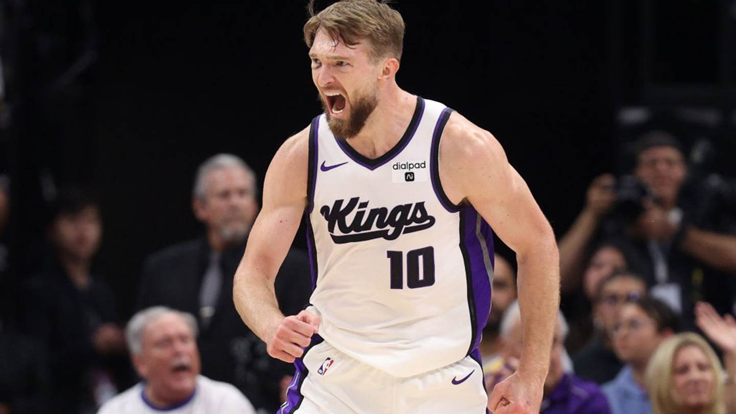 NBA: Τρομερός Domantas Sabonis έκανε το τέλειο triple double μετά από 47 χρόνια