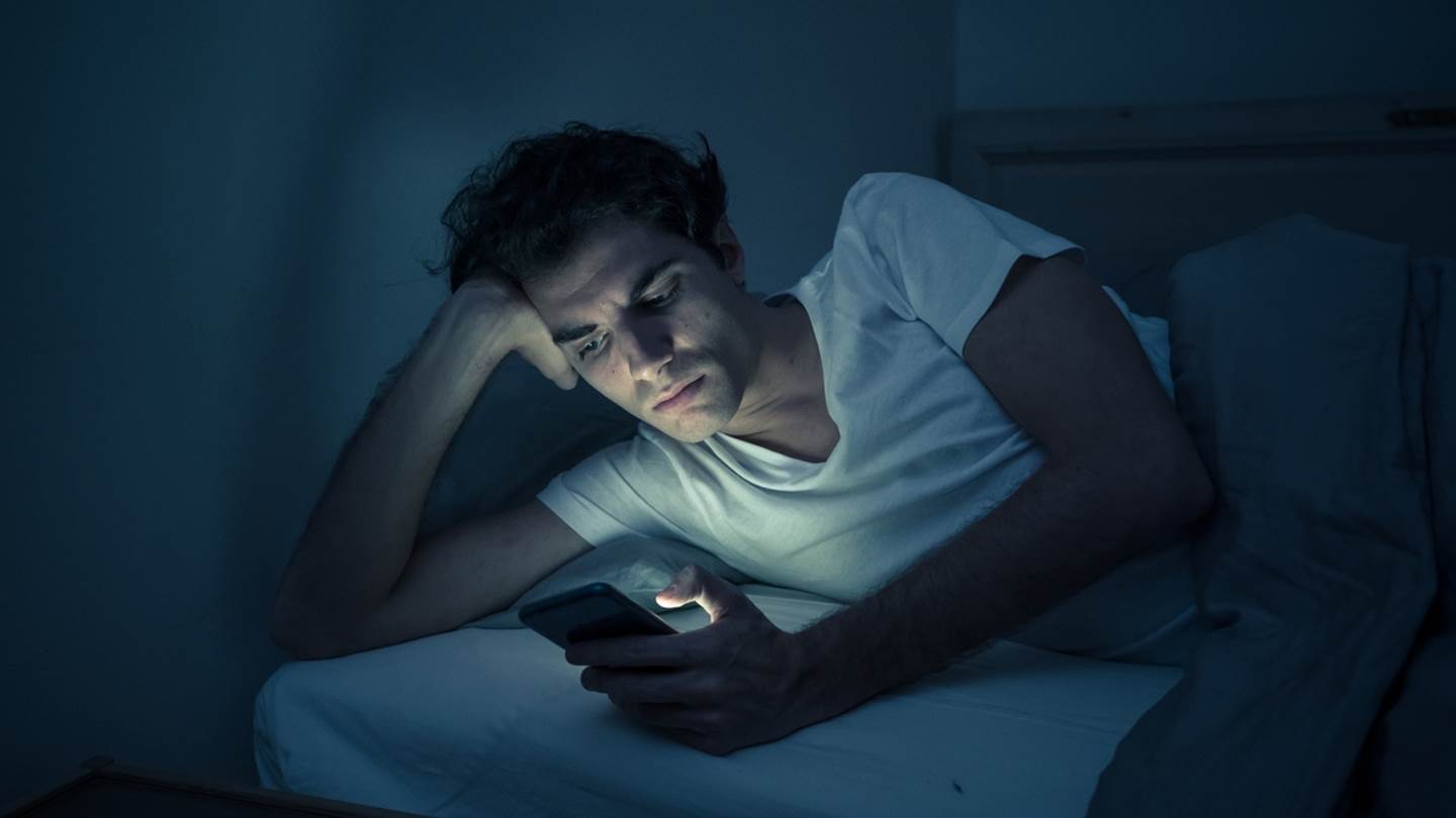 Να γιατί κοιμάσαι λίγες ώρες: Ίσως φταίει το DNA σου