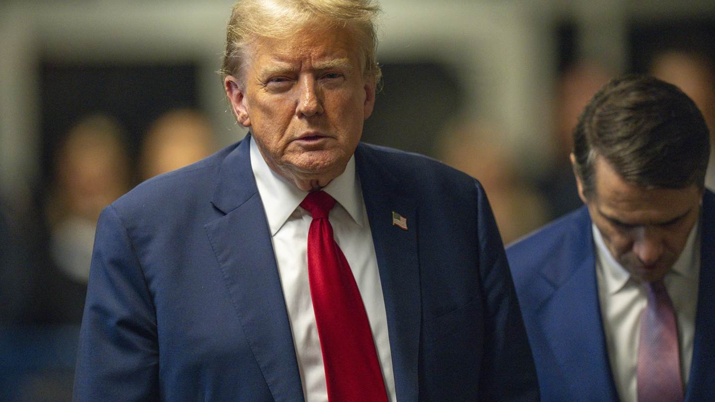 Ο Donald Trump πλήρωσε 7.000 δολάρια για τα ποτά πασίγνωστου ηθοποιού