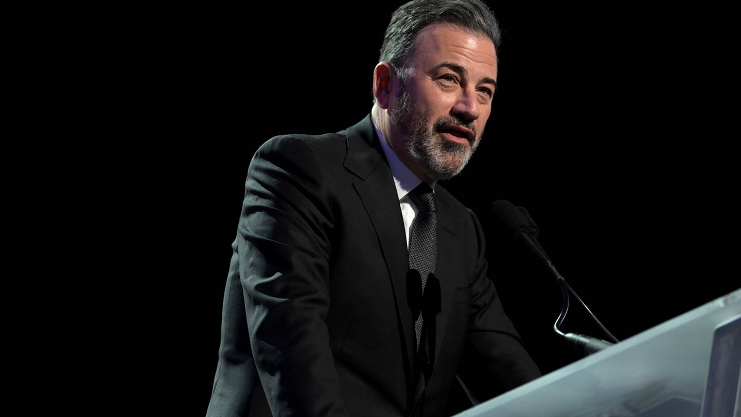 Κόπηκε η εκπομπή του Jimmy Kimmel από το ABC εξαιτίας των σχολίων του για τη δολοφονία Kirk