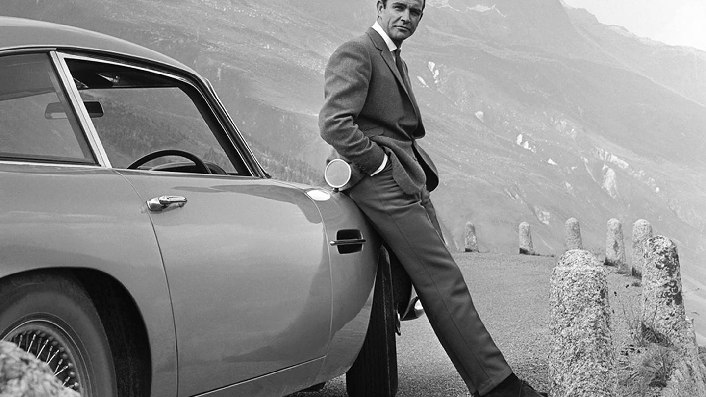 Πώς θα έμοιαζε ο James Bond δια χειρός Christopher Nolan;