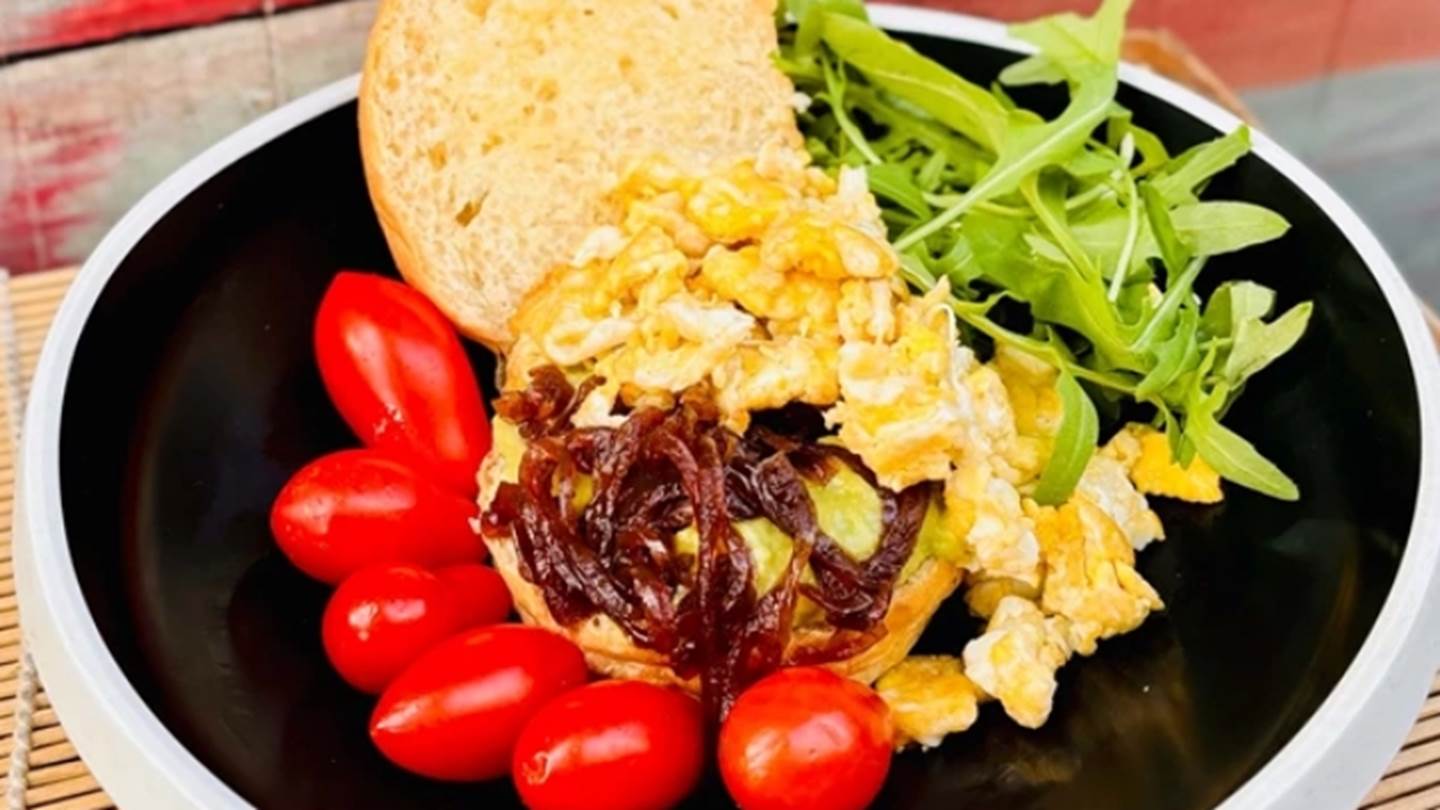 Tiki Bar ή αλλιώς όταν το brunch συνάντησε την πολυνησιακή κουλτούρα