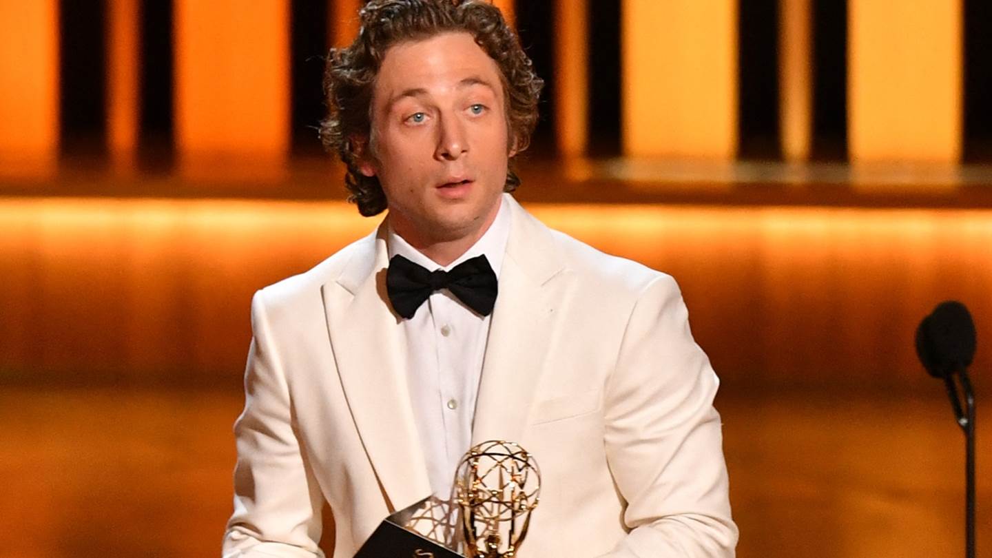 Μοιάζει ο Jeremy Allen White τόσο με τον Bruce Springsteen ώστε να τον υποδυθεί στον κινηματογράφο;