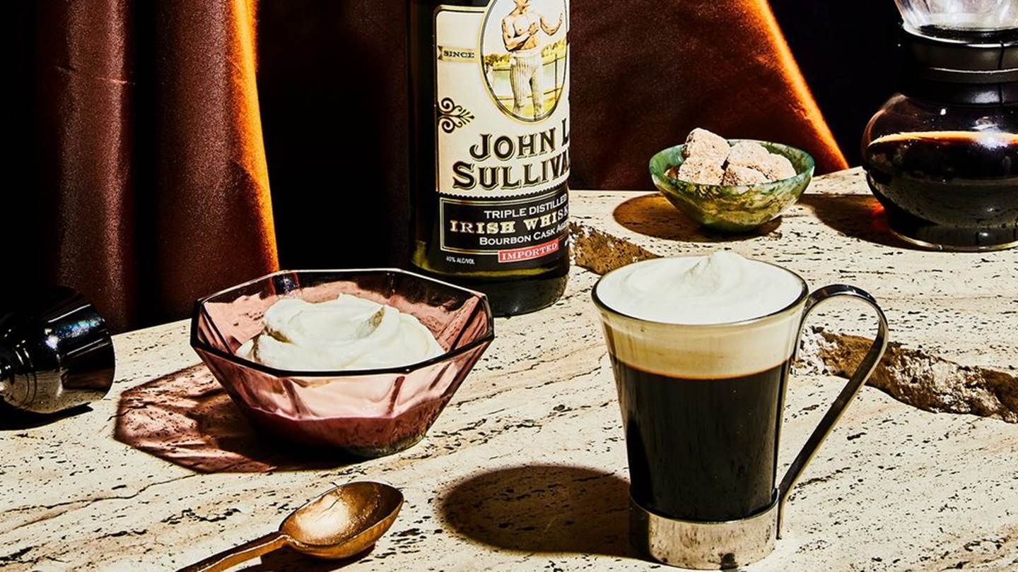 Η ιστορία και η συνταγή του Irish Coffee